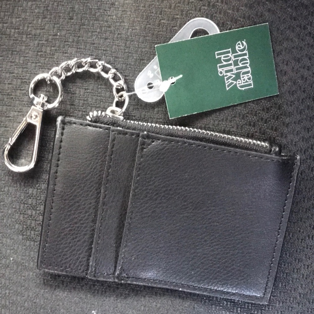 3/$25⚜️Wild Fable Little black card holder!